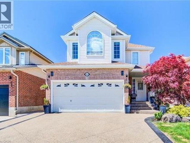 913 Copper Leaf Crescent, Kitchener, ON, N2E 3W1 house for sale | Listing ID 40843 | Royal LePage
