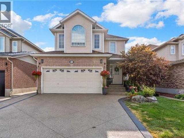 913 Copper Leaf Crescent, Kitchener, ON, N2E 3W1 house for sale | Listing ID 40850 | Royal LePage