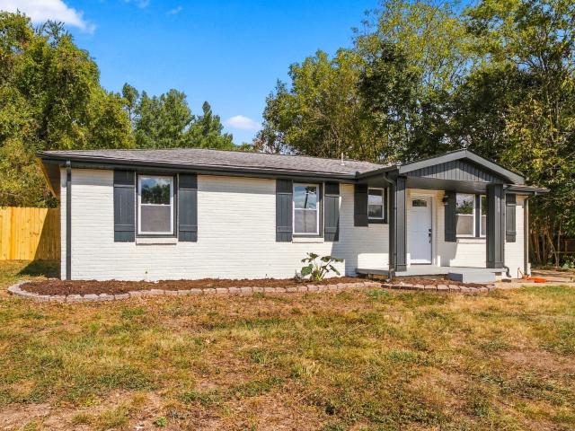 913 Bettie Dr