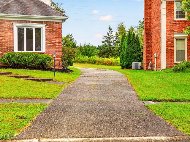 913 Brierly Hill Ct