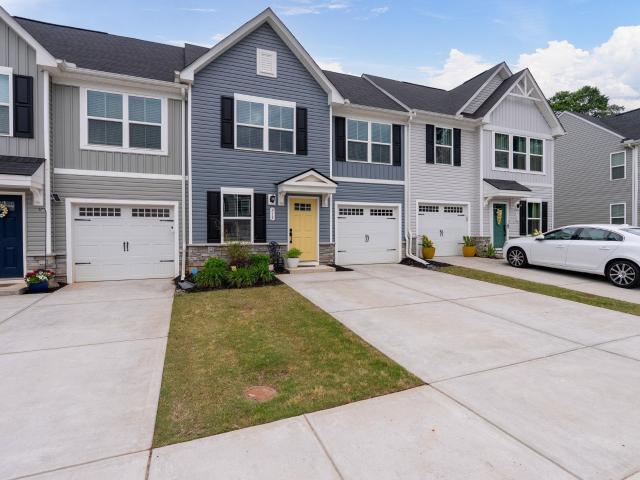 913 Leyburn Lane