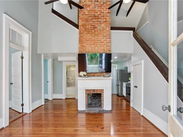 913 Washington Avenue # 3
