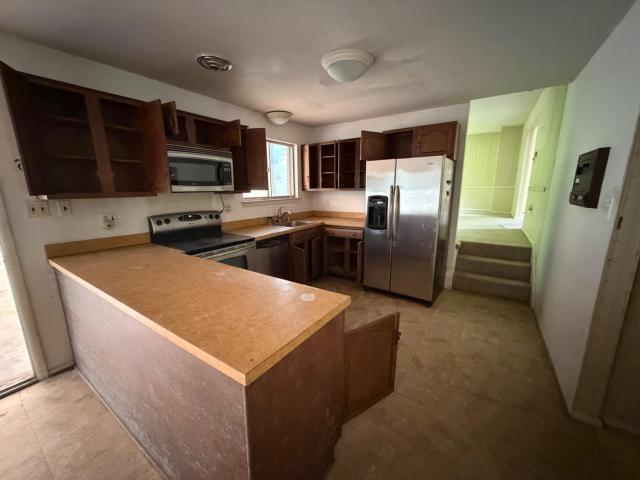 913 Windmill Lane