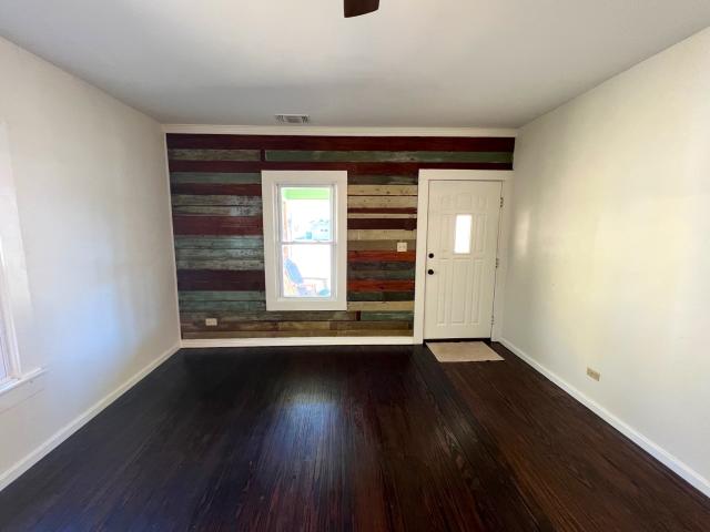 914 Back Street