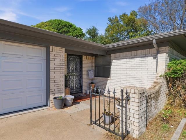 914 Meadowlark Lane