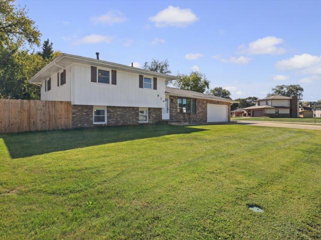914 North Drive