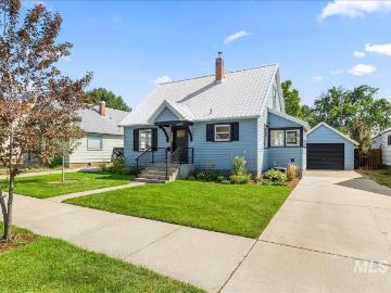 914 W 3rd