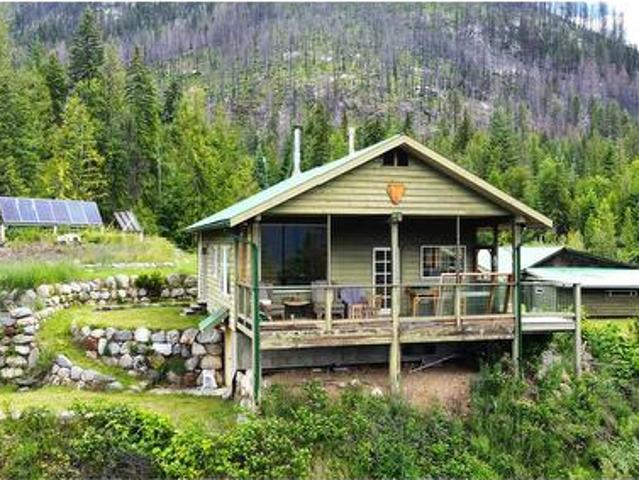 9155 Highway 6, Silverton, BC, V0G 1S0 house for sale | Listing ID 10394 | Royal LePage