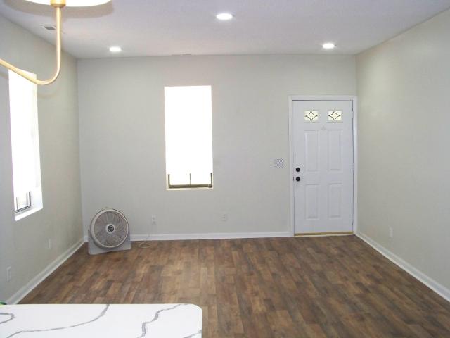 915 Co Rd 623