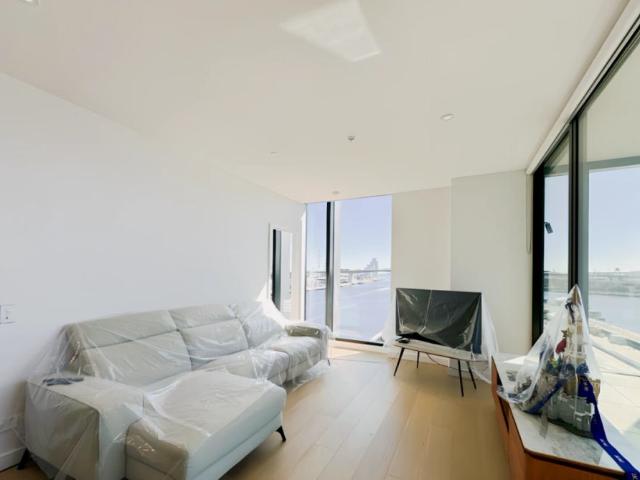 915 Collins Street, Docklands, Melbourne