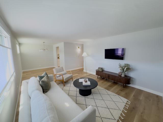 915 Graceland Avenue # 1C
