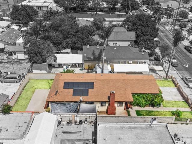 915 E 41st
