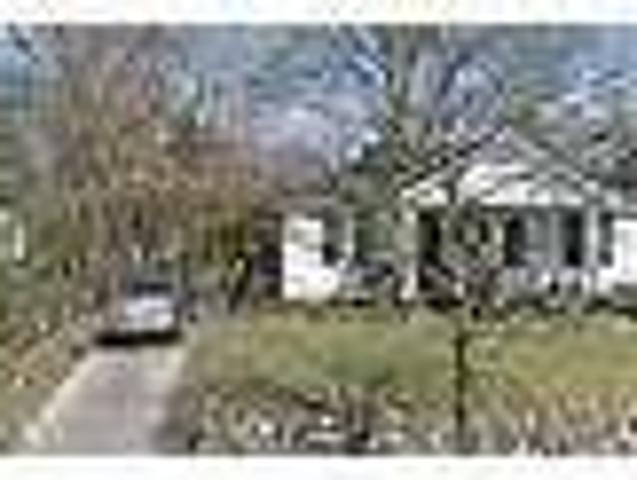 915 E 35th St, charlotte, Nc 28205 The Rent Is $450
