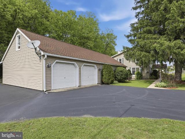 915 Long Run Road