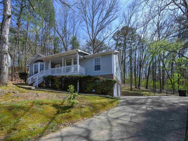 915 Rich Road