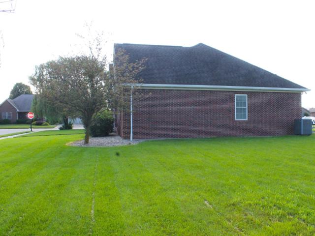 9162 Janelle Dr, Seymour, IN 47274 | MLS #207058