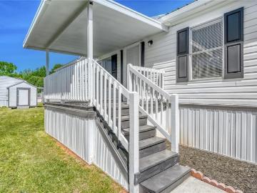 916 Bel Air Blvd, Hampton, GA 30228 | MLS #7757