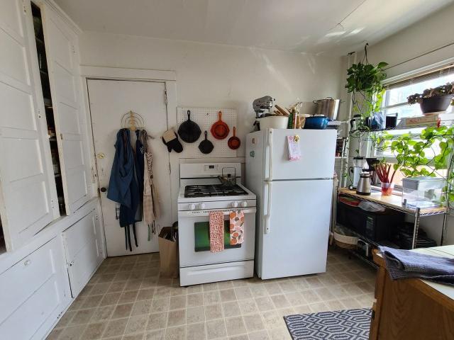 916 E Gorham St 2 Bedroom Apartment for Rent at 916 E Gorham St, Madison, WI 53703 Tenney Lapham