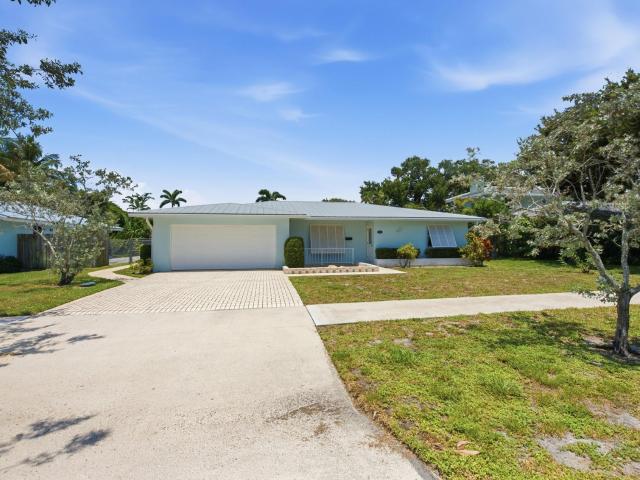 916 EVERGREEN Drive, North Palm Beach, FL
