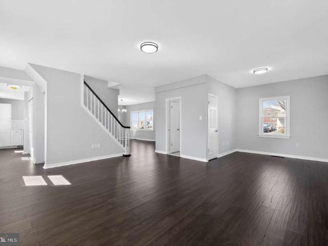 916 Stephen Avenue