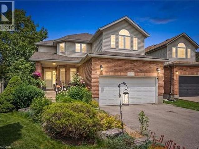 916 Rush Meadow Court, Kitchener, ON, N2R 1K9 house for sale | Listing ID 40851 | Royal LePage