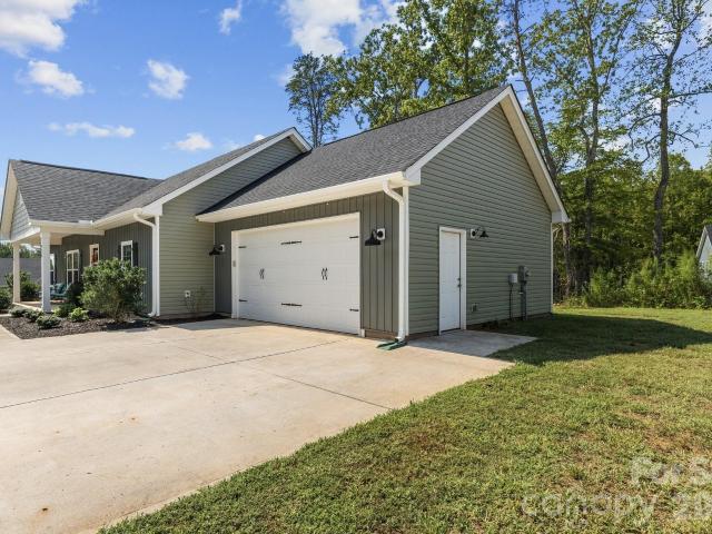 916 Westminster Drive # 8