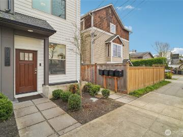 917 NW 52nd St, Unit C, Seattle, WA 98107 | MLS #2472