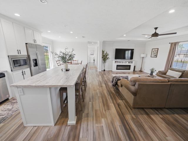 917 Rose Lane