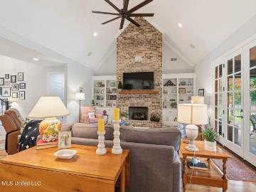 9181 Honey Suckle Way