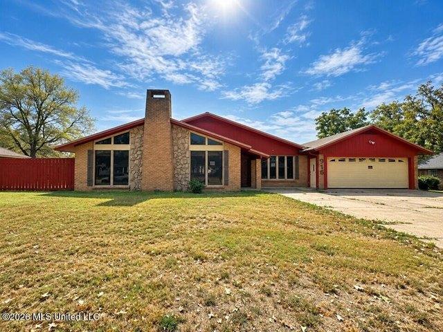 918 Linbar St, Indianola, MS 38751