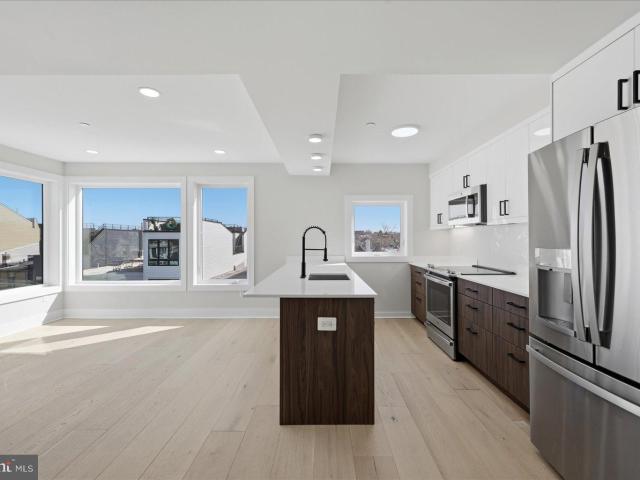919 12th St NE, Unit 404, Washington, DC 20002 | MLS #DCDC2252