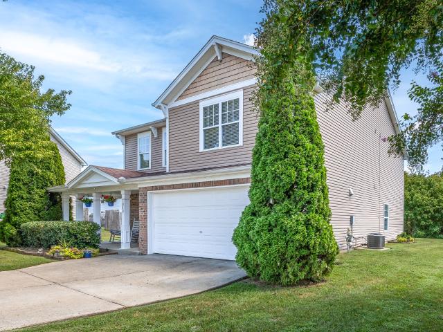 919 Grand Oak Dr