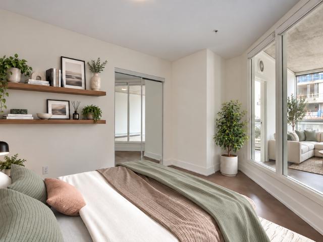 919 Station Street condo — Vancouver, BC 2 Bedroom 2 Bedroom