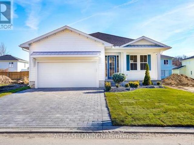 91 The Promenade, Central Elgin Port Stanley, ON, N5L 1C5 house for sale | Listing ID X12511 | Royal LePage