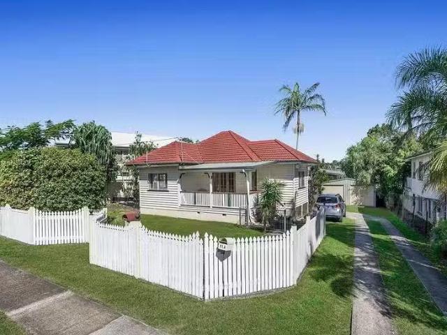 91 Whites Road, Manly West, QLD 4179