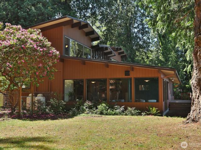 91 Brackenwood Avenue