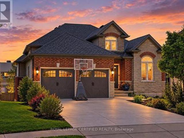 91 Candlewood Drive, Hamilton, ON, L8J 0A3 house for sale | Listing ID X14097 | Royal LePage