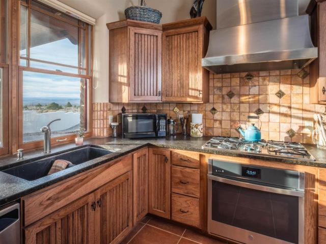 91 Calle Mirador, Ranchos De Taos, US, NM