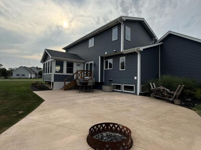 91 Fleetwood Drive N