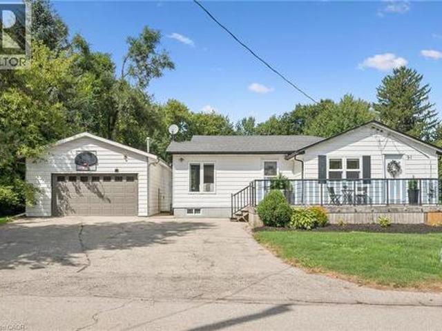91 Jane Street, St. Clements, ON, N0B 2M0 house for sale | Listing ID 40857 | Royal LePage