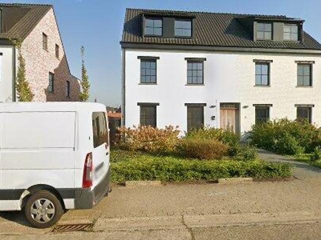 91 m2 apartment for rent in Lille