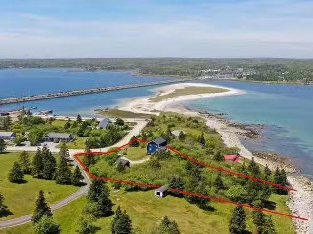 91 Mcgray Avenue, North East Point, NS, B0W 1E0 house for sa.