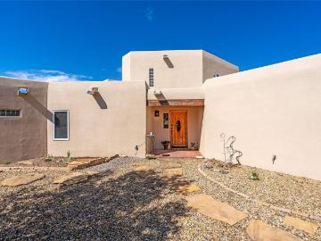 91 Private Drive 1613 B, Medanales, US, NM