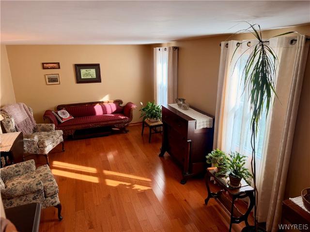 91 Roycroft Drive