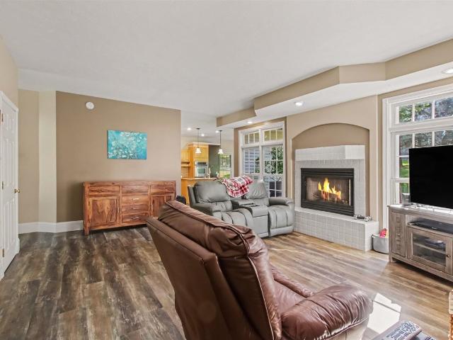 9204 Weathervane Trail
