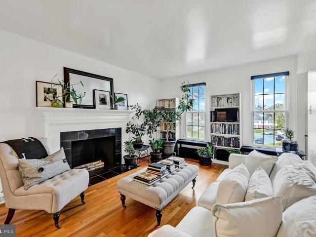 9206 Muskogee Place