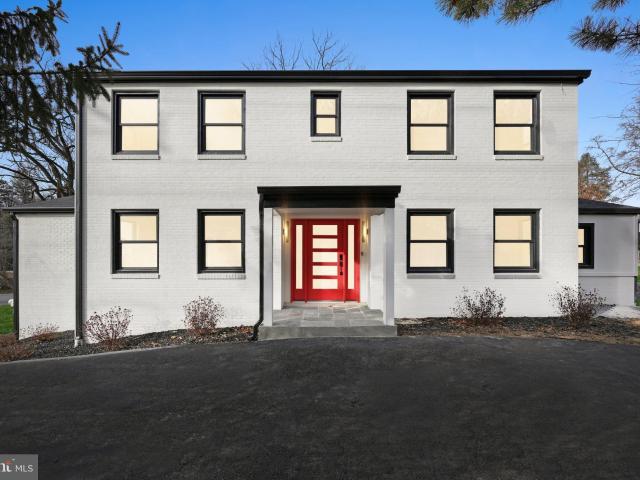 9200 Cedar Ln, Bethesda, MD 20814 | MLS #MDMC2213