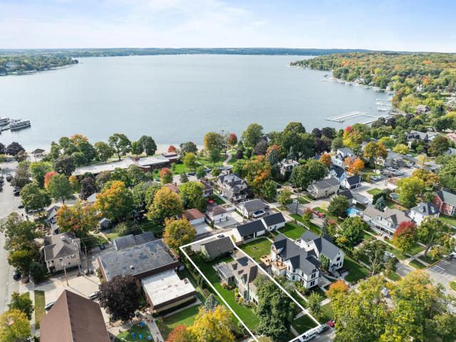 920 Geneva St, Lake Geneva, WI 53147 | MLS #12690