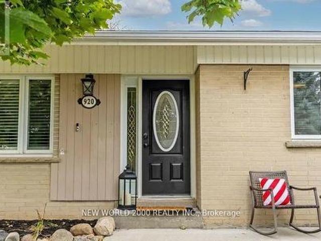 920 Greenwood Crescent, Whitby, ON, L1N 1C8 house for sale | Listing ID E12947 | Royal LePage