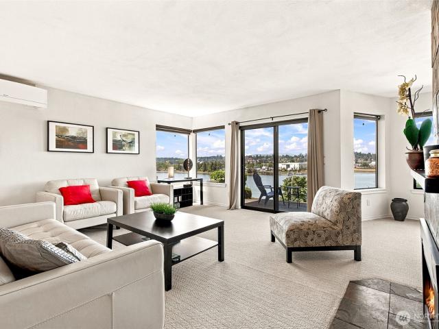 920 East Bay Drive NE # 2D 101